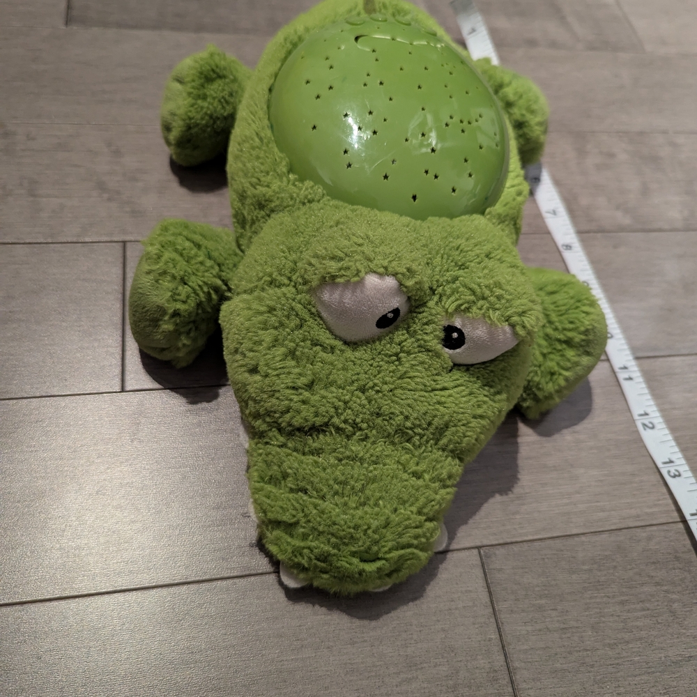Cloud B Plush Green Alligator Lights Up Constellation Twilight Buddies